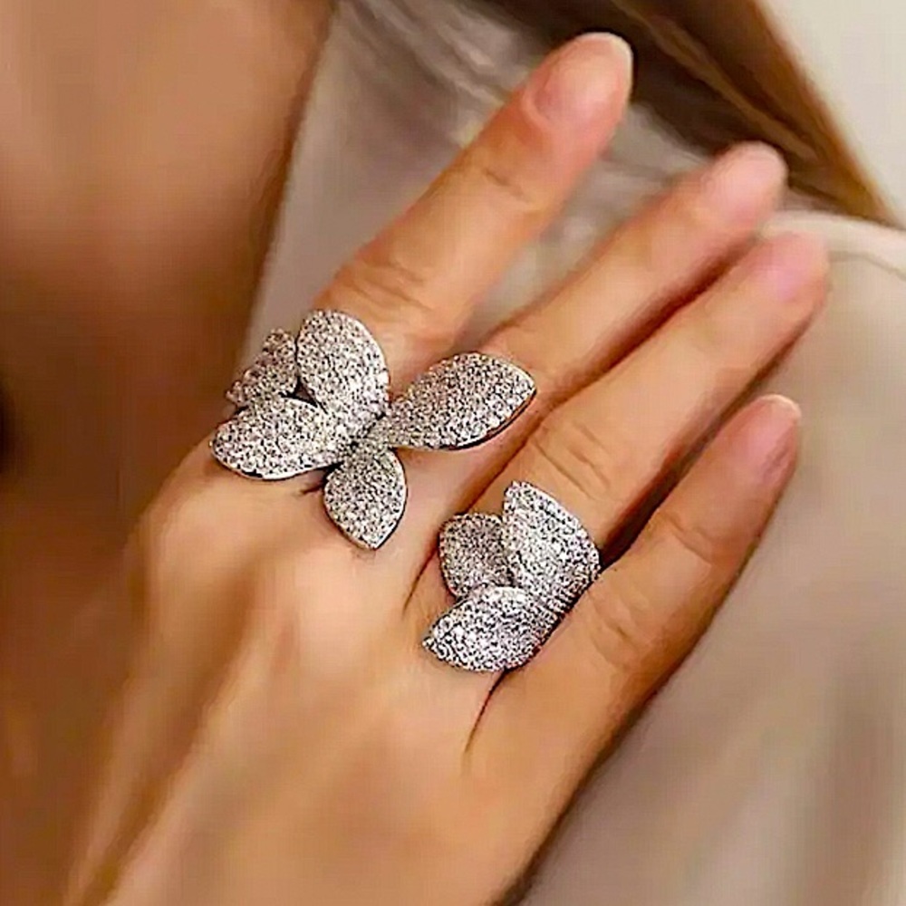 Silver Four Leaf Clover Zircon Ring Two Piece Set